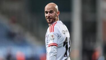 Vaclav Cerny, milli tak�m� b�rakt���n� a��klad�