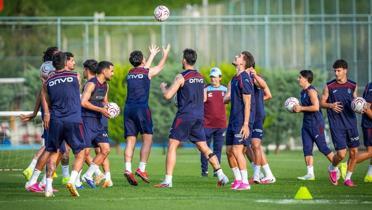 Trabzonspor'da yeni sezon haz�rl�klar� kapsam�nda g�n�n antrenman� tamamland�