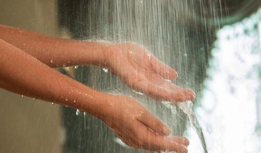 Duş almak için doğru zaman ne? Enerjinizi ve uykunuzu değiştiren püf nokta…
