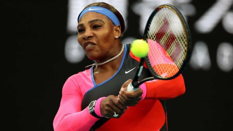 Avustralya Açık'ta Serena Williams, Simona Halep'i eleyip ...